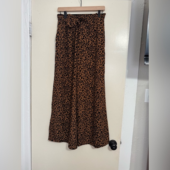 Sienna Sky Leopard Print Wide Leg Pants size XL - Picture 1 of 6